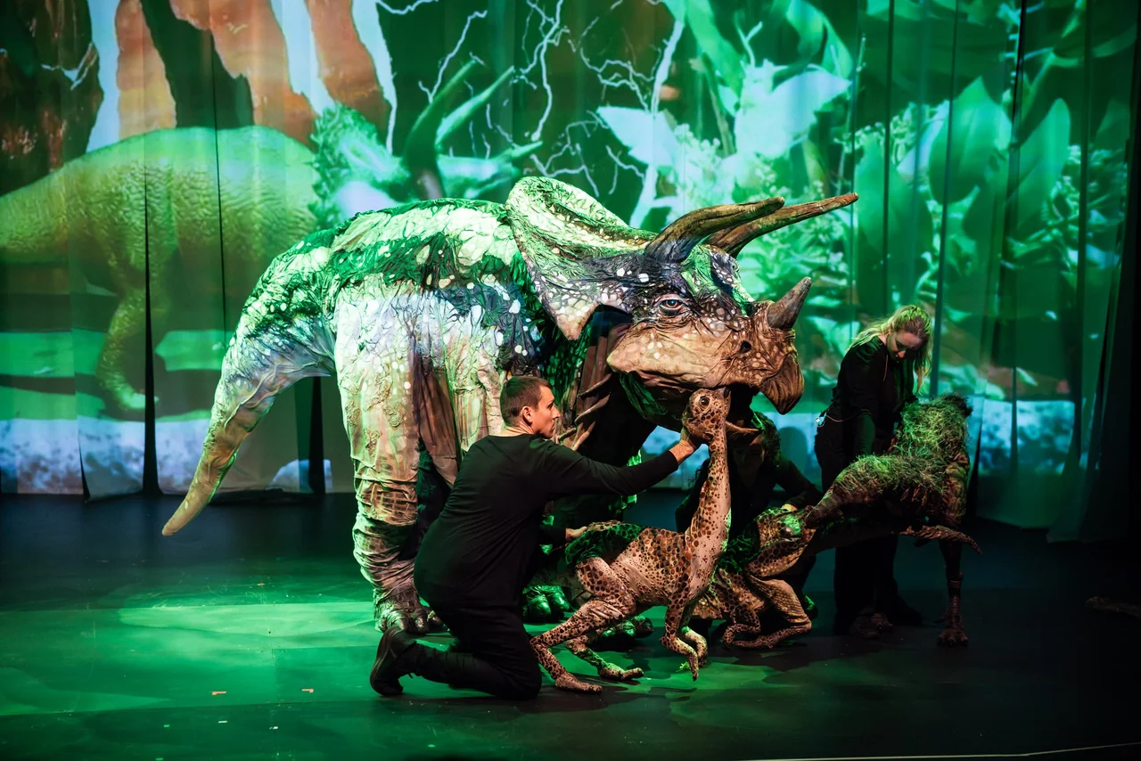 kto-26-erths-dinosaurs-gallery-image-05.jpg