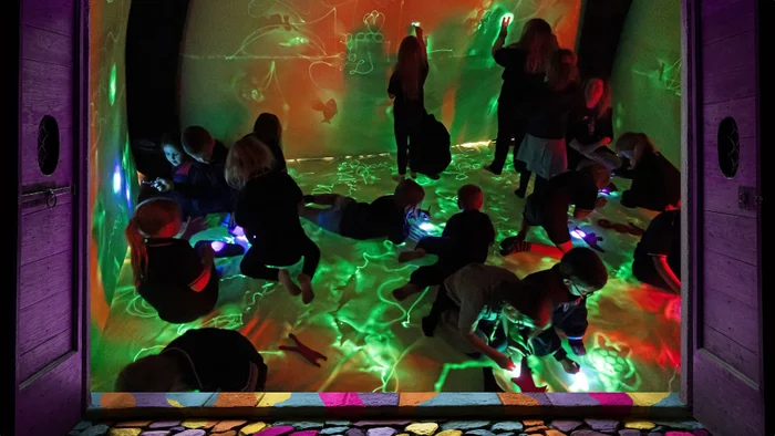 KTO 26: Glow and Tell